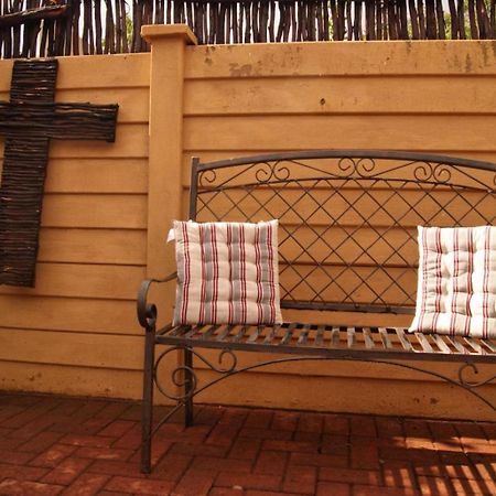 Ruresta Guesthouse Bloemfontein Ngoại thất bức ảnh