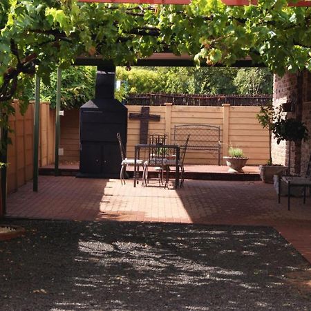 Ruresta Guesthouse Bloemfontein Ngoại thất bức ảnh